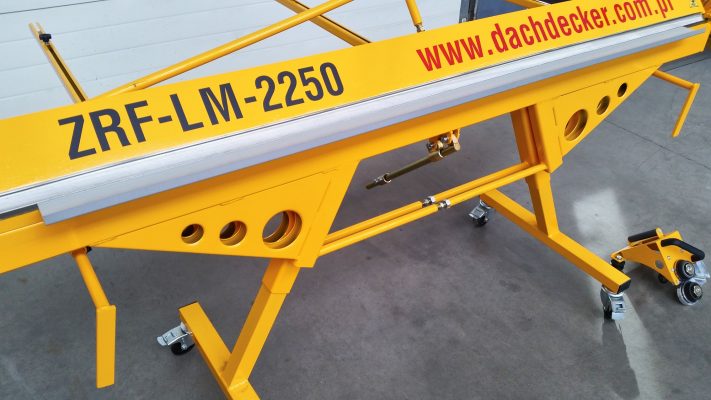 Máquina de dobrar chapa manual ZRF-M 2250 mm