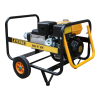 Gerador Ayerbe 8000 KT MN a gasolina com motor Kiotsu KT-420, chassis em tubo, rodas e pega